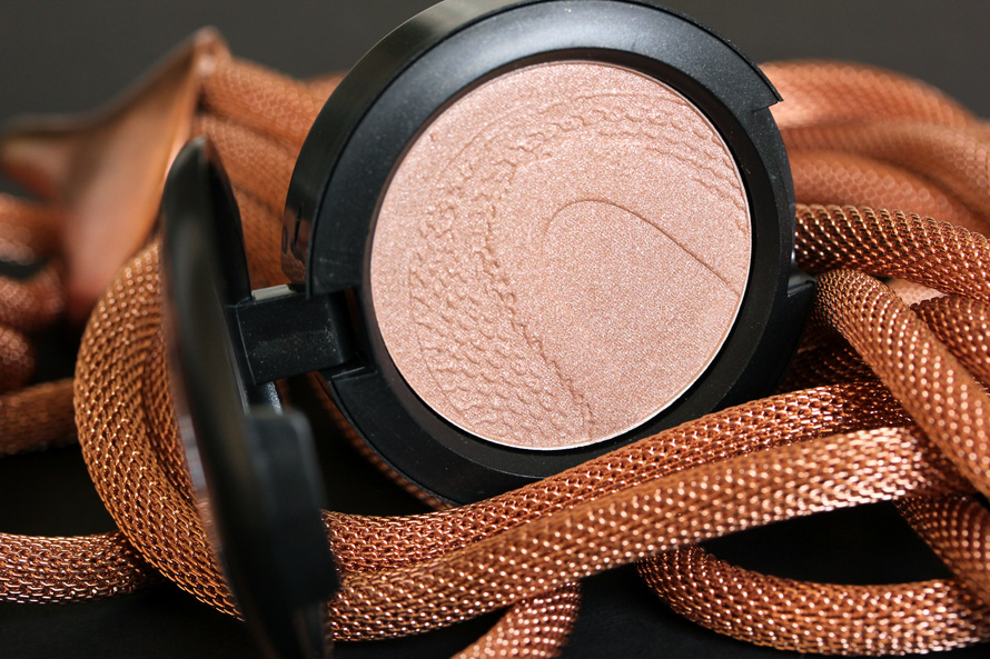 MAC Once Upon a Time Large Eye Shadow from the Year of the Snake Collection