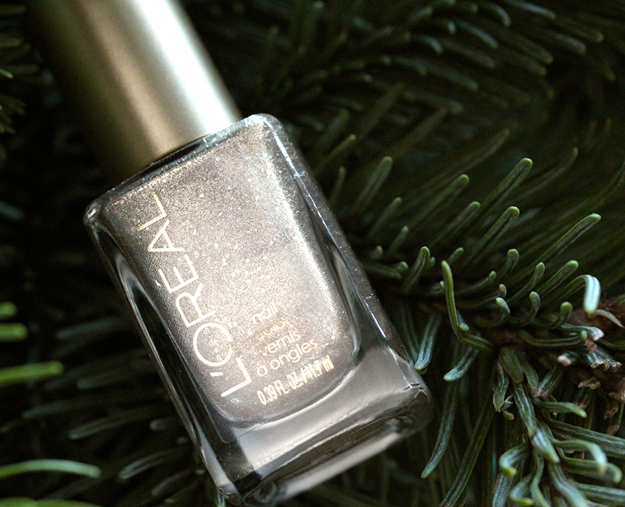 L'Oreal Nail Color in The Statement Piece