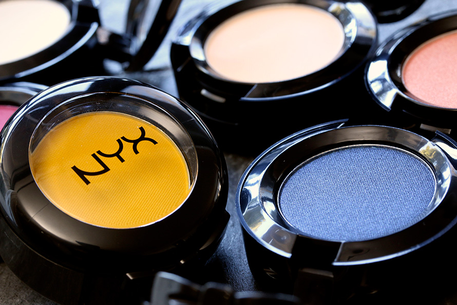 NYX Hot Singles Eye Shadow