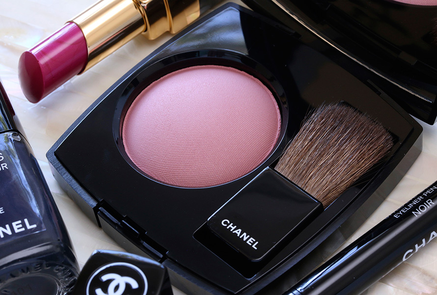 Chanel Joues Contraste Blush in Innocence