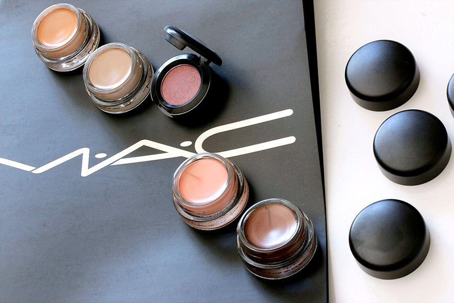 mac paint pot and trax