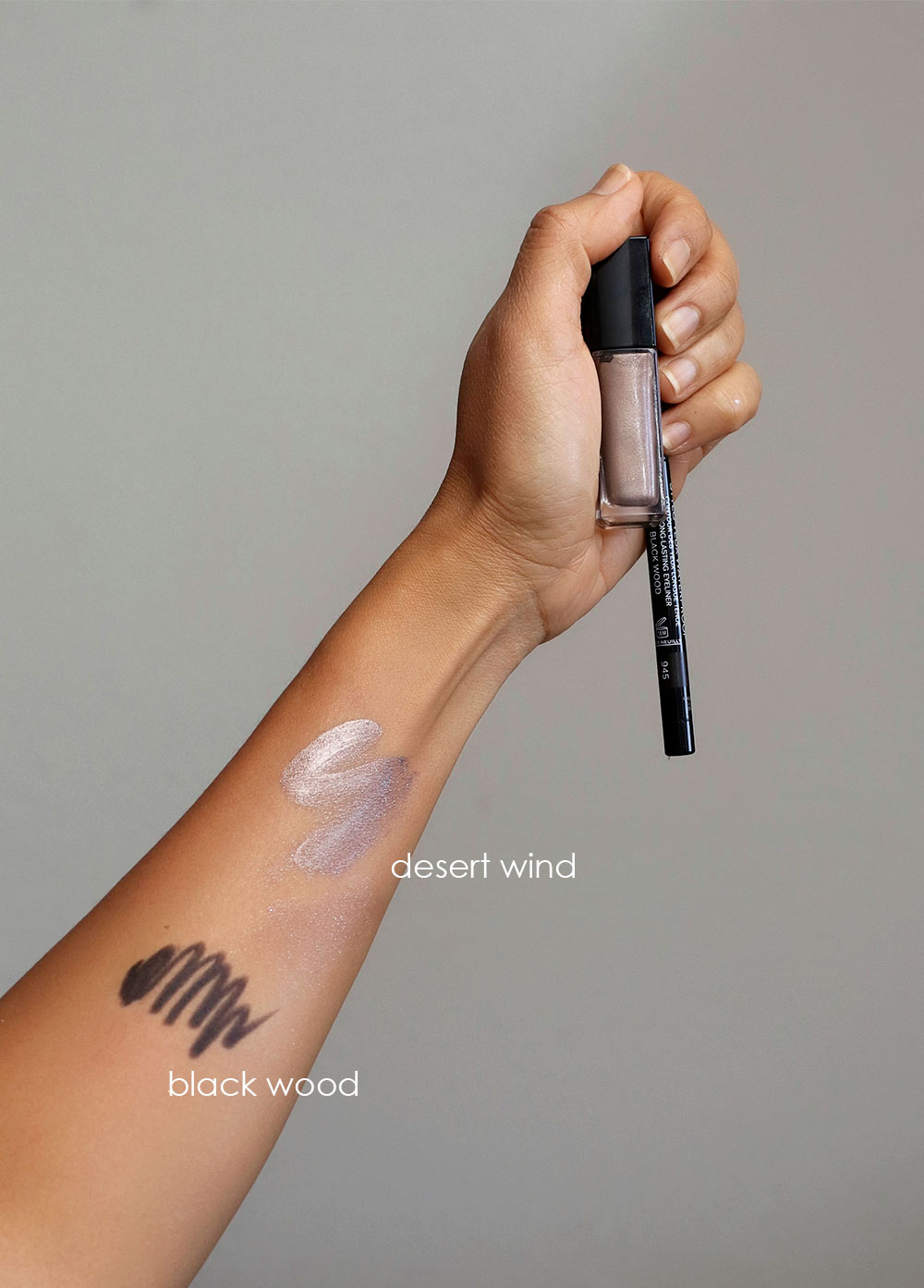 chanel desert wind black wood swatch