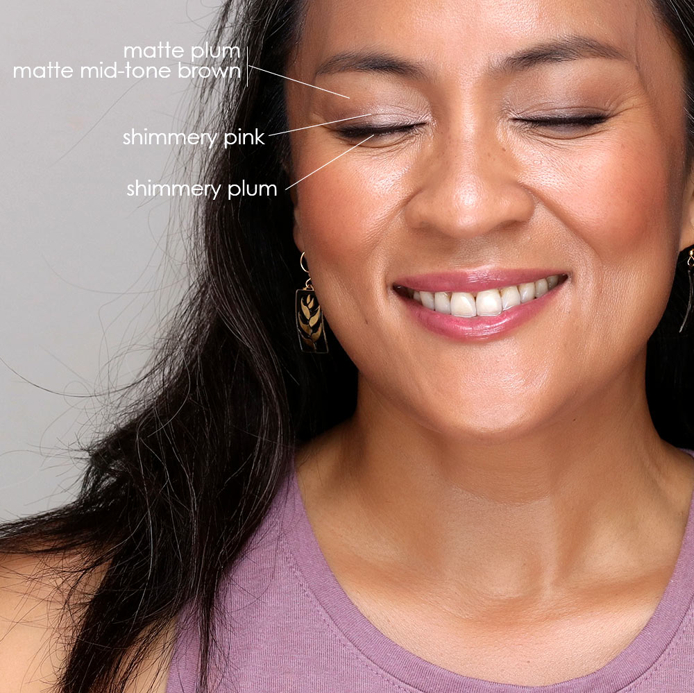 plum liner with honest beauty get it together palette