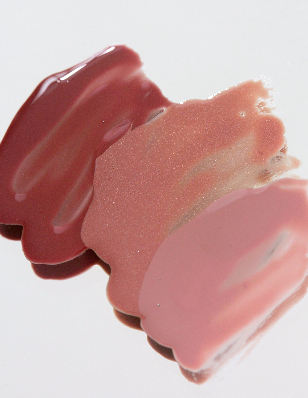 lilah b lovingly lip tinted lip oil